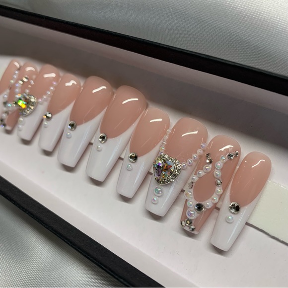 Pearl Flame Iridescent French Tip Luxury Press Ons - Picture 4 of 6